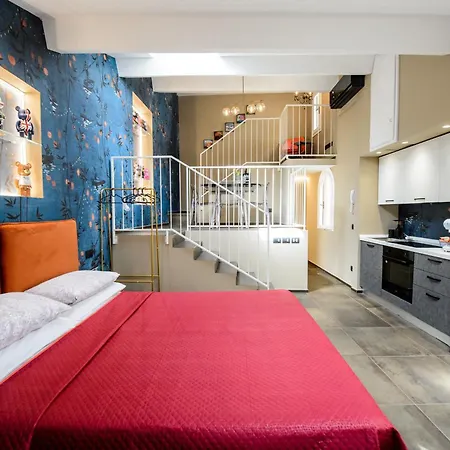 Altana House Tortellinosuite דירה