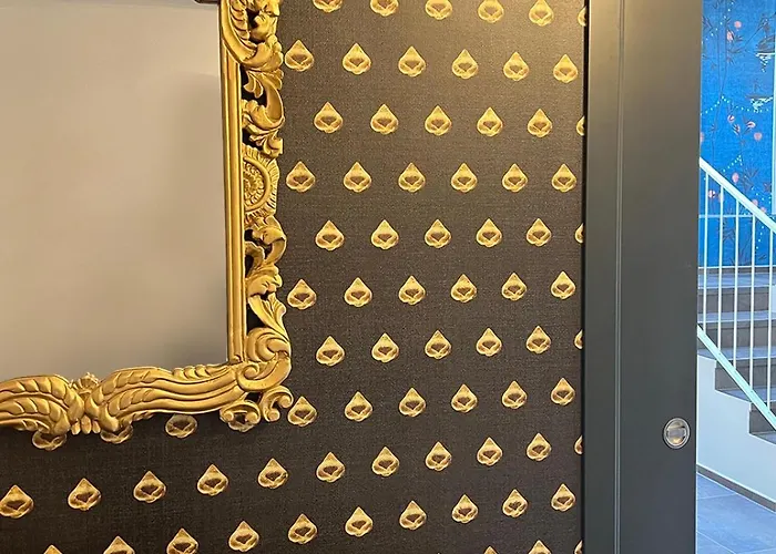 Altana House Tortellinosuite شقة